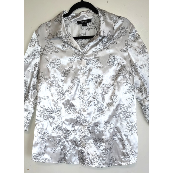 Style & Co Satin Blouse Top 16W Embroidered Black White Flared 3/4 Sleeves - Picture 2 of 16